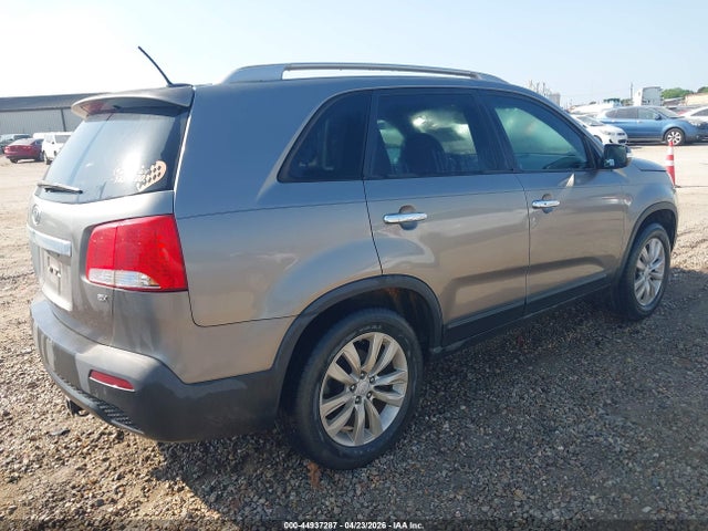 2011 Kia Sorento Ex მანქანა იყიდება აუქციონზე, vin: 5XYKU4A18BG102154, აუქციონის ნომერი: 44937287