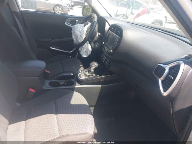 KNDJ23AU3M7131504 KIA SOUL LX