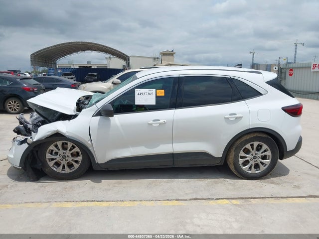 1FMCU0GN6RUB00849 Ford Escape Active