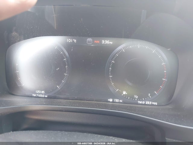 2020 Volvo Xc40 T5 Momentum მანქანა იყიდება აუქციონზე, vin: YV4162UK9L2271946, აუქციონის ნომერი: 44937389