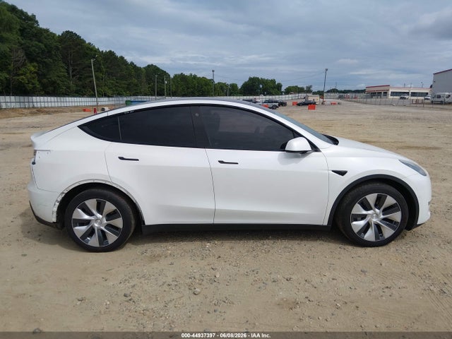 Продаж на аукціоні авто 2021 Tesla Model Y Long Range Dual Motor All-wheel Drive, vin: 5YJYGDEE9MF204846, номер лоту: 44937397