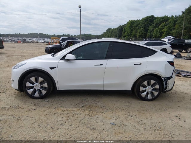 Продаж на аукціоні авто 2021 Tesla Model Y Long Range Dual Motor All-wheel Drive, vin: 5YJYGDEE9MF204846, номер лоту: 44937397