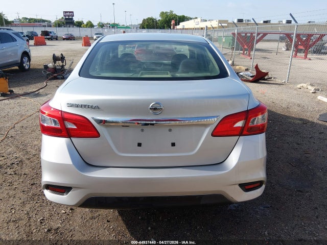 Nissan SENTRA S 2018 3N1AB7AP3JY329711 Image 16