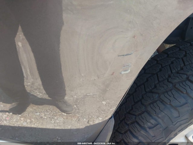 5TFRM5F14HX114854 Toyota Tundra Sr5 4.6l V8