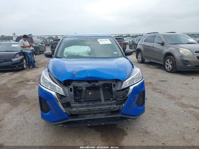 44937450 :رقم المزاد ، 3N1CP5BV5ML505879 vin ، 2021 Nissan Kicks S Xtronic Cvt مزاد بيع