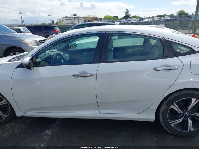 Honda Civic Touring 2016 19XFC1F97GE206947 Image 14