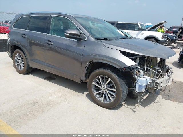 Toyota Highlander Xle 2018 5TDKZRFH6JS541004 Image 1