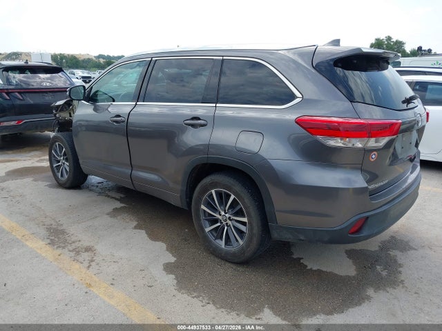 Toyota Highlander Xle 2018 5TDKZRFH6JS541004 Image 3