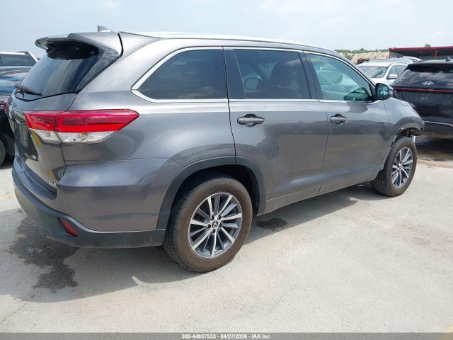 Toyota Highlander Xle 2018 5TDKZRFH6JS541004 Image 4