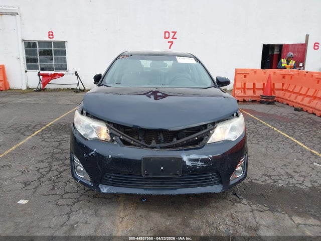 2013 Toyota Camry Xle V6 მანქანა იყიდება აუქციონზე, vin: 4T1BK1FK3DU533715, აუქციონის ნომერი: 44937558
