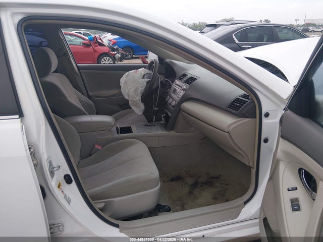 44937559 :رقم المزاد ، 4T1BF3EK2AU569540 vin ، 2010 Toyota Camry مزاد بيع