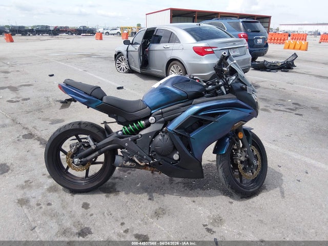 44937568 :رقم المزاد ، JKAEXEE16FDA18808 vin ، 2015 Kawasaki Ex650 E مزاد بيع