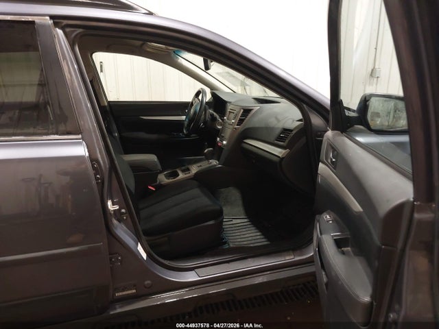 44937578 :رقم المزاد ، 4S4BRCCC8E3220204 vin ، 2014 Subaru Outback 2.5i Premium مزاد بيع