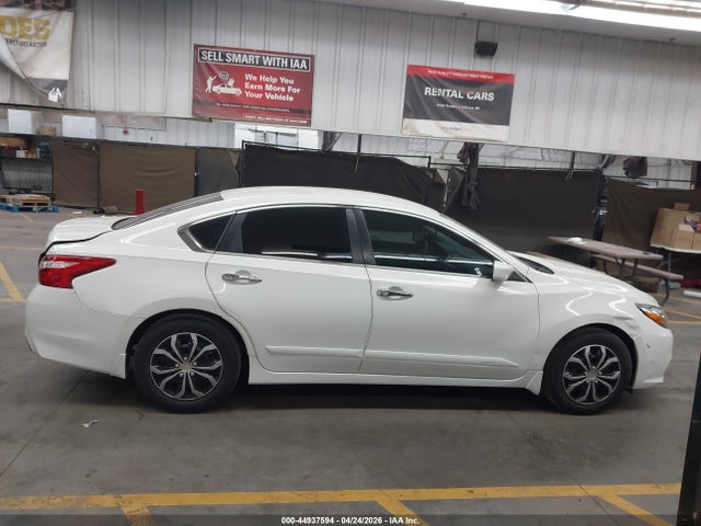 1N4AL3AP0HC156788 Nissan Altima 2.5 S