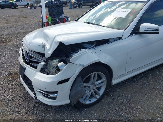 Aukcja sprzedaży 2014 Mercedes-benz C 300 Sport 4matic, vin: WDDGF8AB5ER317812, numer aukcji: 44937618