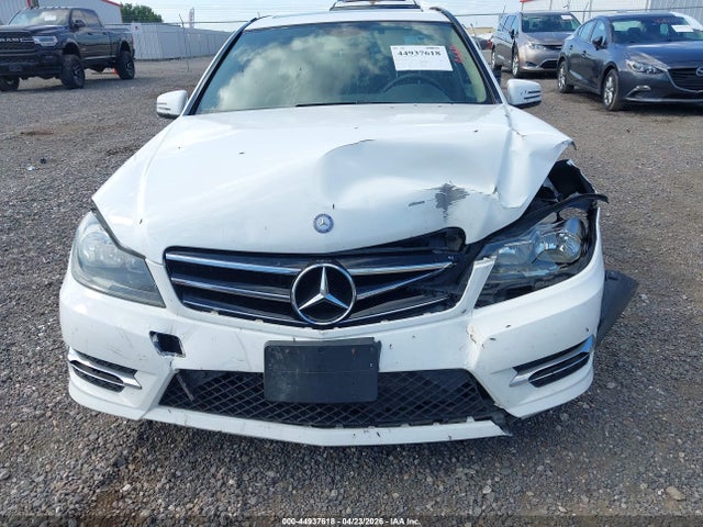 Aukcja sprzedaży 2014 Mercedes-benz C 300 Sport 4matic, vin: WDDGF8AB5ER317812, numer aukcji: 44937618
