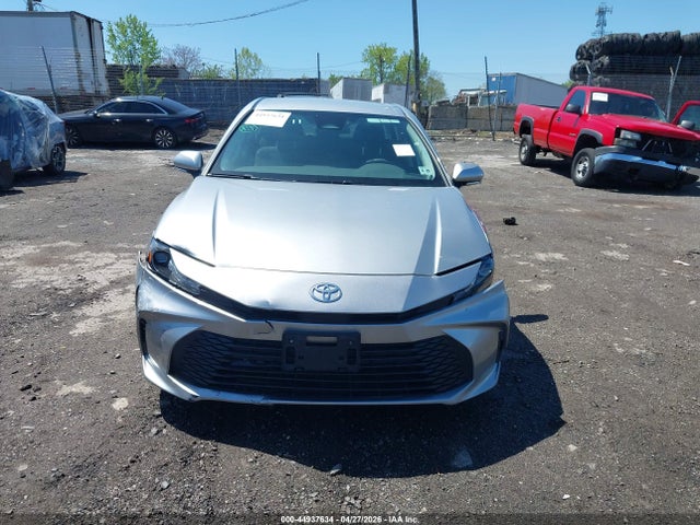44937634 :رقم المزاد ، 4T1DAACK7SU004118 vin ، 2025 Toyota Camry Le مزاد بيع