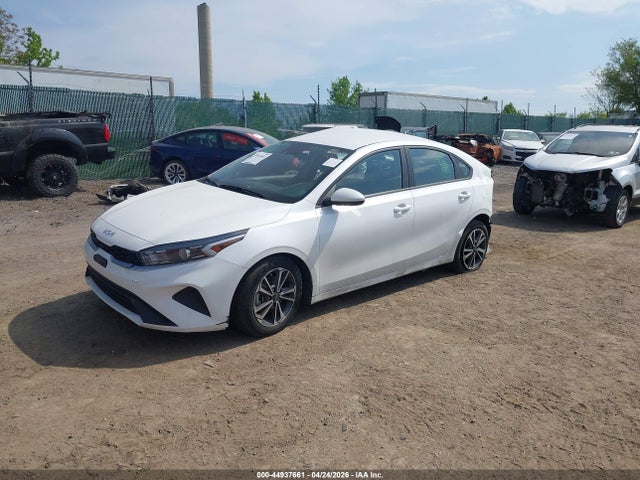 3KPF24AD8RE745807 KIA Forte Lxs