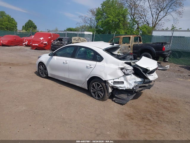 3KPF24AD8RE745807 KIA Forte Lxs