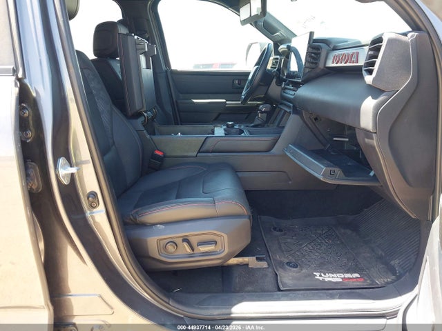 2024 Toyota Tundra Hybrid Trd Pro 4wd მანქანა იყიდება აუქციონზე, vin: 5TFPC5DB2RX052670, აუქციონის ნომერი: 44937714