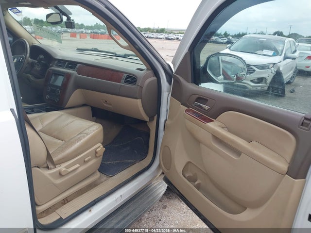Продаж на аукціоні авто 2011 Chevrolet Tahoe Lt, vin: 1GNSCBE05BR113548, номер лоту: 44937719