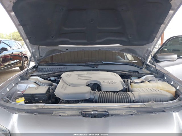 2C3CCABG2JH240057 Chrysler 300 300s