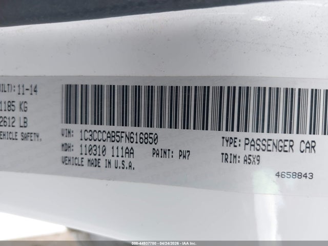 2015 Chrysler 200 Limited მანქანა იყიდება აუქციონზე, vin: 1C3CCCAB5FN616850, აუქციონის ნომერი: 44937780