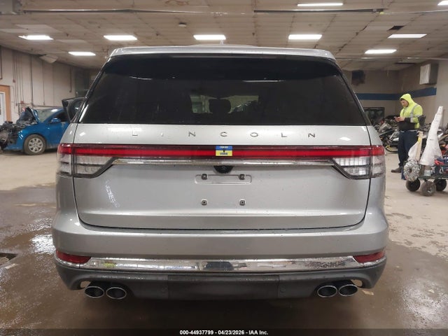 44937799 :رقم المزاد ، 5LM5J7XC8LGL16536 vin ، 2020 Lincoln Aviator Reserve مزاد بيع