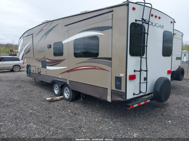44937821 :رقم المزاد ، 4YDF29R26FV505465 vin ، 2015 Keystone Rv Cougar مزاد بيع