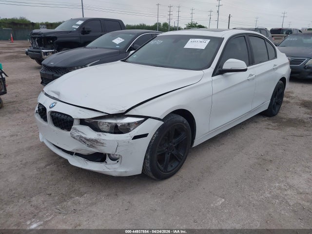 44937854 :رقم المزاد ، WBA3A5C57CF340310 vin ، 2012 Bmw 328i مزاد بيع