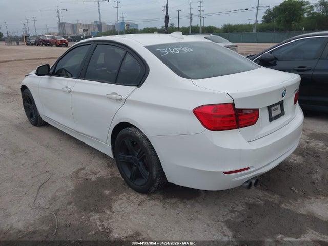 44937854 :رقم المزاد ، WBA3A5C57CF340310 vin ، 2012 Bmw 328i مزاد بيع