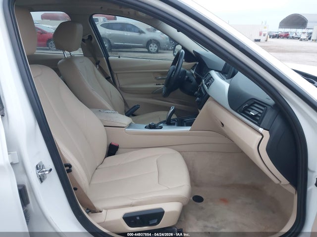 44937854 :رقم المزاد ، WBA3A5C57CF340310 vin ، 2012 Bmw 328i مزاد بيع