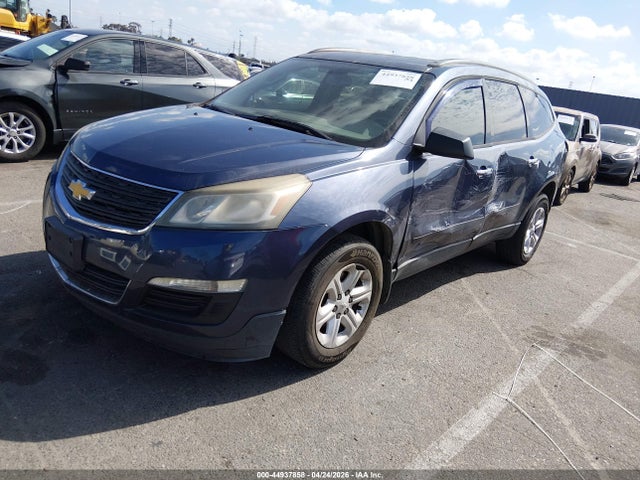 Chevrolet Traverse Ls 2014 1GNKRFKDXEJ256527 Image 2