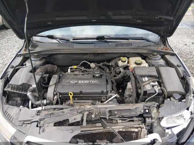 1G1PA5SG7F7283895 Chevrolet Cruze Ls Auto