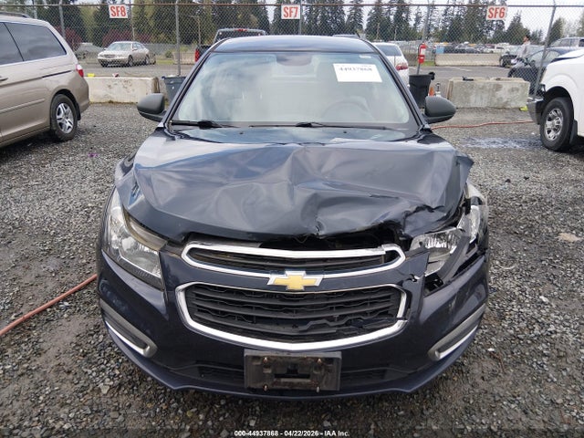 1G1PA5SG7F7283895 Chevrolet Cruze Ls Auto