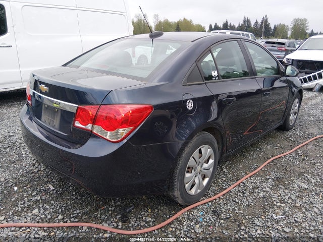 1G1PA5SG7F7283895 Chevrolet Cruze Ls Auto