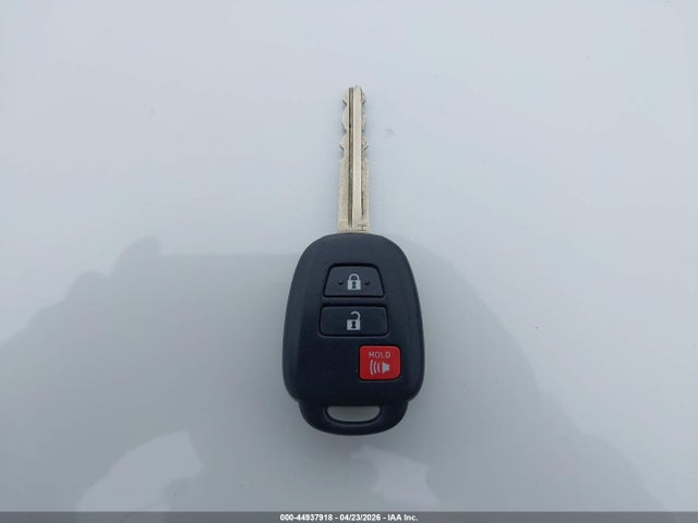 Toyota RAV4 LE 2017 2T3ZFREV0HW326497 Image 11