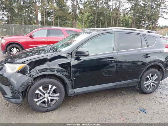 Toyota RAV4 LE 2017 2T3ZFREV0HW326497 Image 6