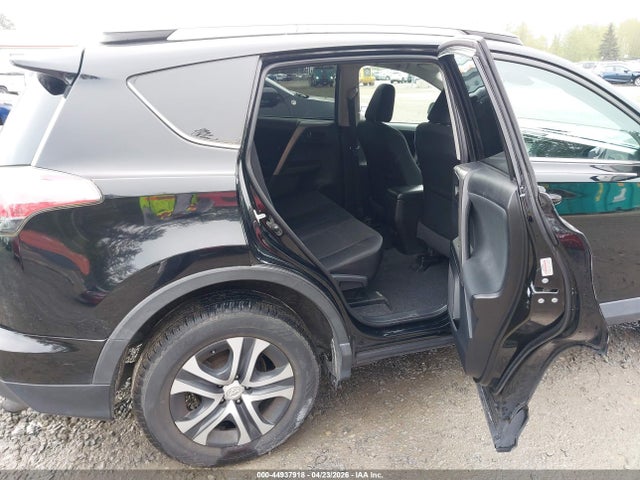 Toyota RAV4 LE 2017 2T3ZFREV0HW326497 Image 8