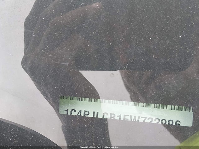 1C4PJLCB1FW722996 Jeep Cherokee Latitude Altitude