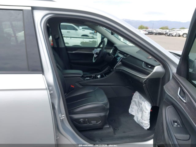 1C4RJHBG3P8766555 Jeep Grand Cherokee Limited 4x4