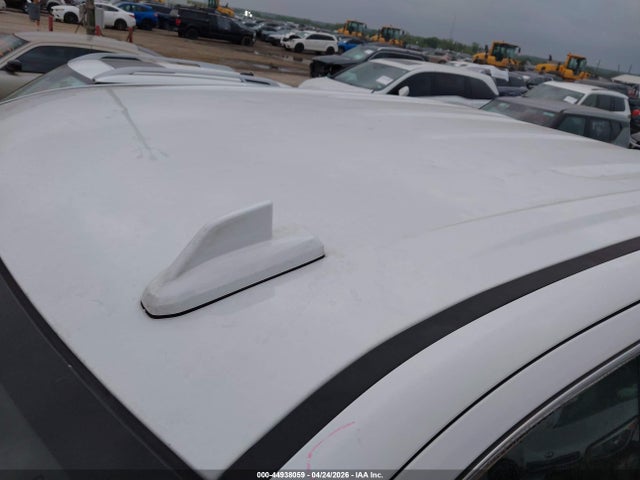 Продажа на аукционе авто 2025 Gmc Sierra 1500 4wd  Short Box Slt, vin: 1GTUUDED7SZ133927, номер лота: 44938059