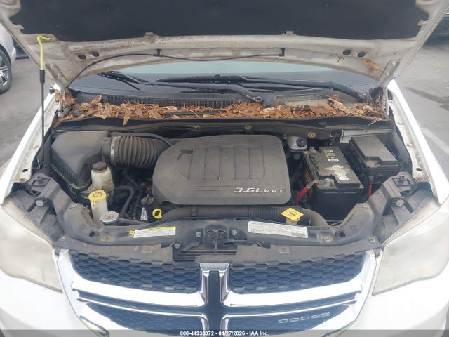2011 Dodge Grand Caravan Crew მანქანა იყიდება აუქციონზე, vin: 2D4RN5DG8BR688628, აუქციონის ნომერი: 44938072