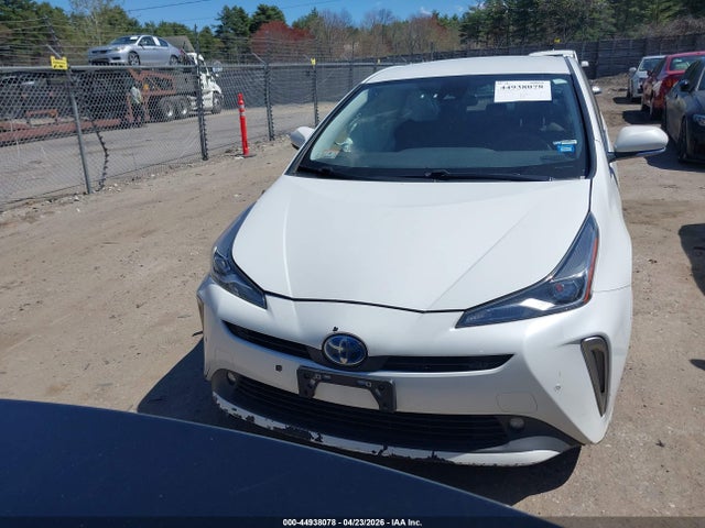 JTDL9MFU7M3025938 Toyota Prius Le Awd-e