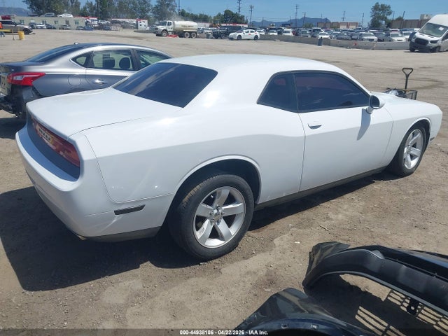 Продажа на аукционе авто 2013 Dodge Challenger Sxt, vin: 2C3CDYAG2DH645718, номер лота: 44938106