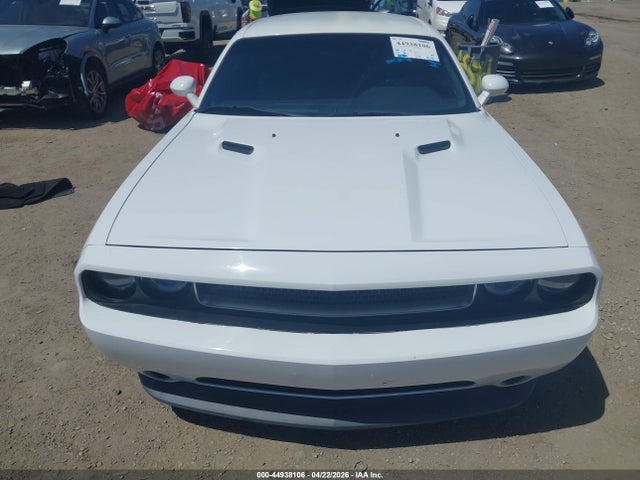 Продажа на аукционе авто 2013 Dodge Challenger Sxt, vin: 2C3CDYAG2DH645718, номер лота: 44938106