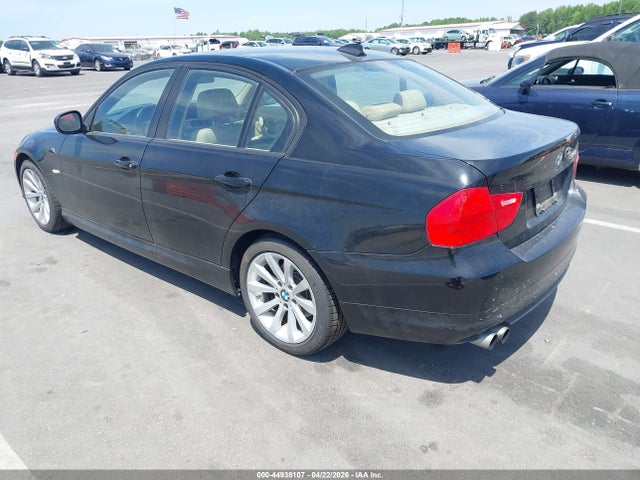 44938107 :رقم المزاد ، WBAPH7G57BNN07269 vin ، 2011 Bmw 328i مزاد بيع