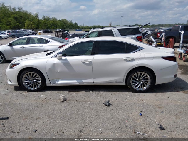 Продажа на аукционе авто 2022 Lexus Es 300h Ultra Luxury, vin: 58AFA1C17NU020235, номер лота: 44938118