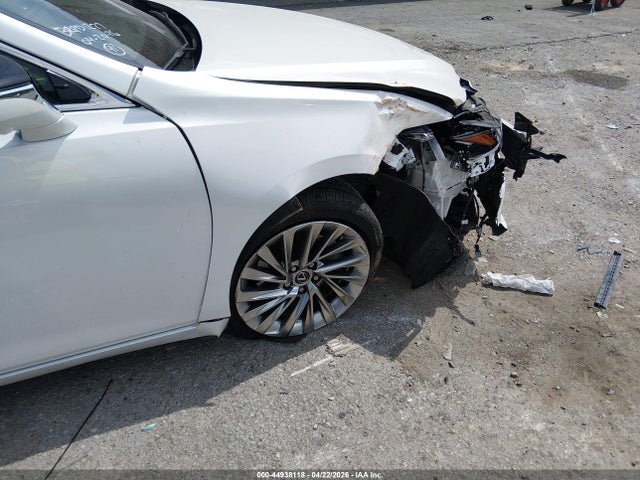 Продажа на аукционе авто 2022 Lexus Es 300h Ultra Luxury, vin: 58AFA1C17NU020235, номер лота: 44938118