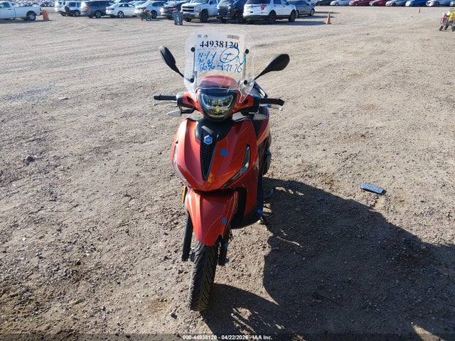 ZAPMD20U9P5000692 Piaggio Bv 400